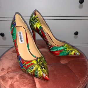 Steve Madden Floral VALA-S Heels size 6